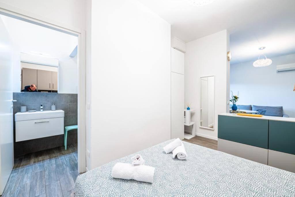 Ferienwohnung Blue House Near Parco San Donato Florenz Exterior foto